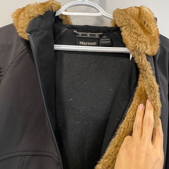 Marmot Faux Fur Hood Black Zip Jacket in Black - Picture 7 of 13
